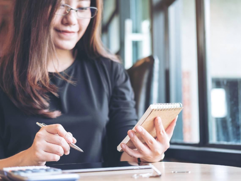 00919、00713...元月股息領10萬「比去年整整少了快3萬」！她抱307張高股息還要買？5年存股真實告白